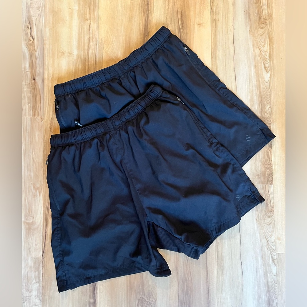 Set of 2 H&M men’s size small 5” running shorts